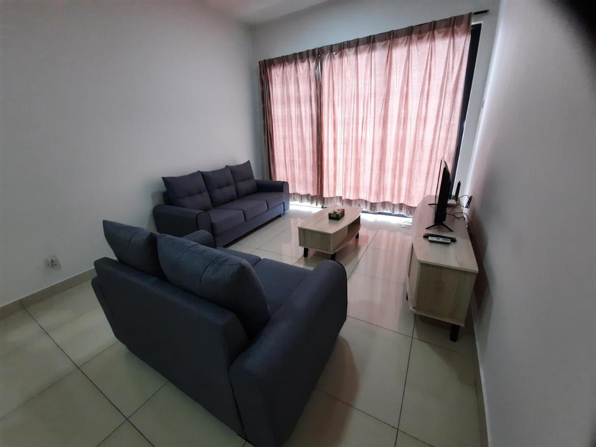 סקודאי Raffles Suite 1 Bedroom Homestay מראה חיצוני תמונה